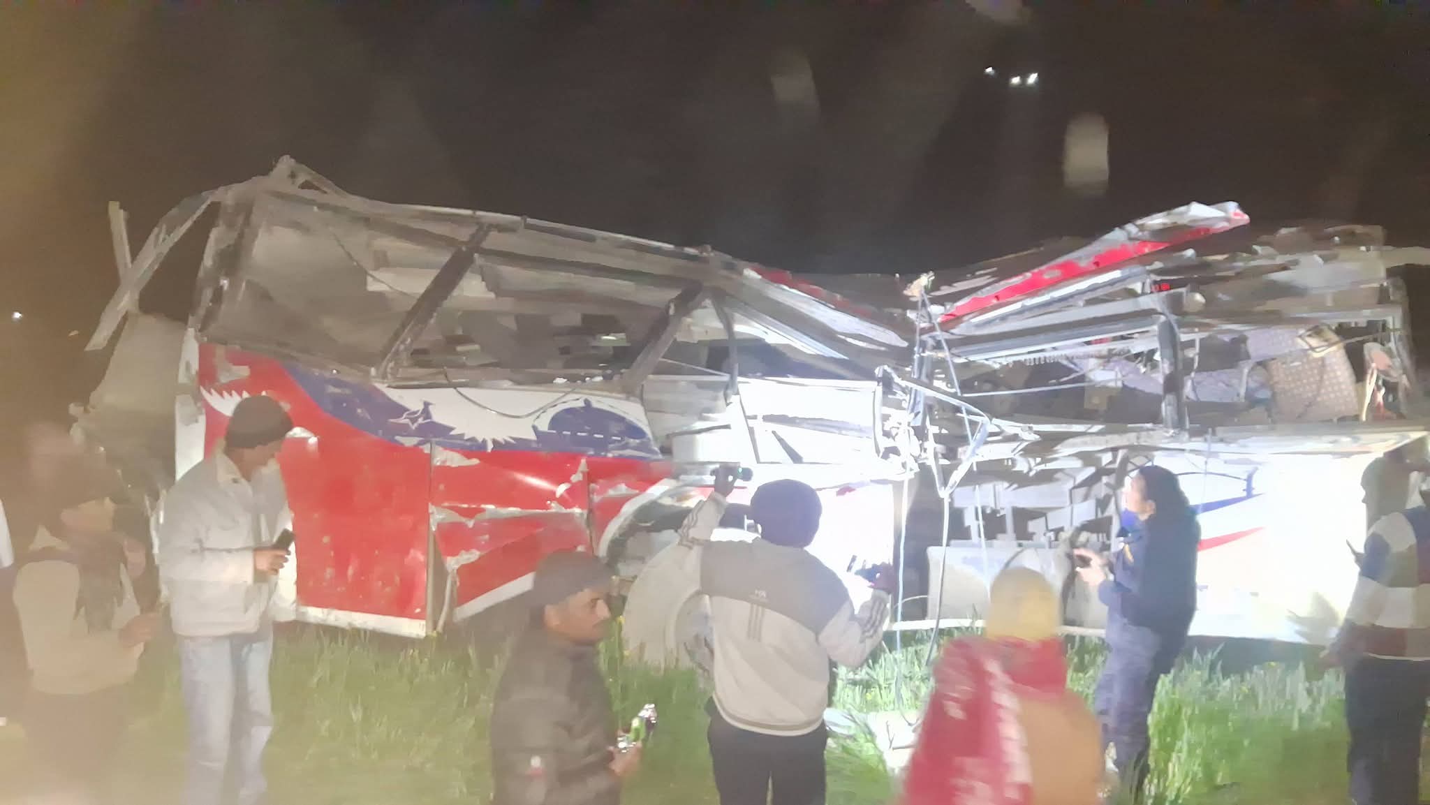 बैतडीमा जन्ती बोकेको बस दुर्घटना अपडेट, मृतकको संख्या १३ पुग्यो